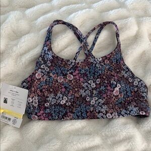 NWT Athleta Upbeat Floral Sports Bra with Crisscross Straps Size 12